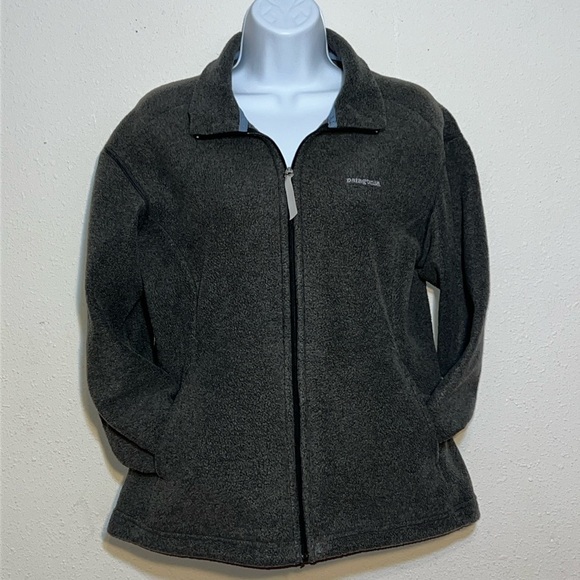 Patagonia Women’s Synchilla Zip Up Grey Jacket Size Medium - Picture 1 of 13